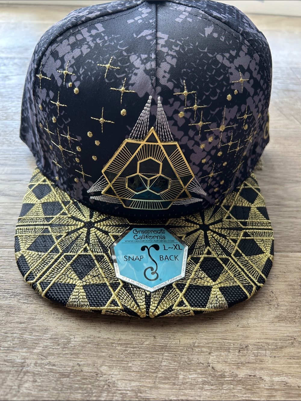 Grassroots California Snap Back Hat L/XL $60